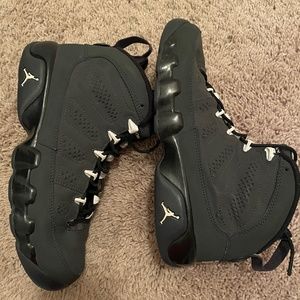 Jordan 9 anthracite